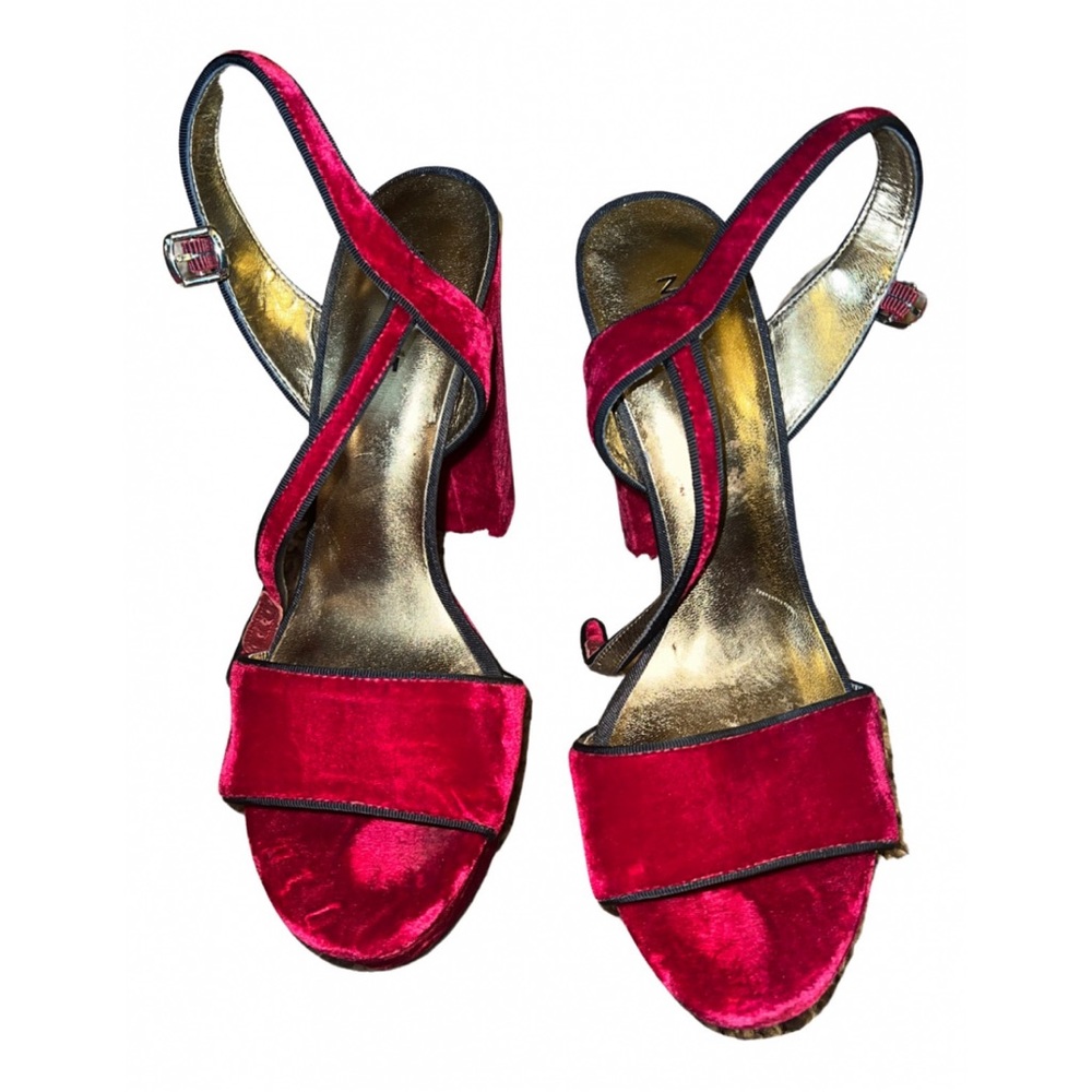 Heels platform